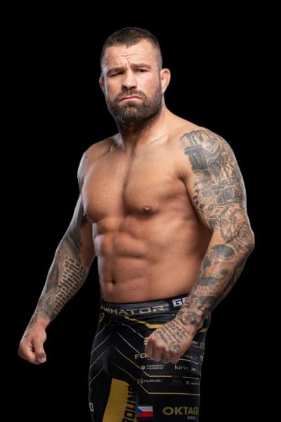 Karlos Vemola