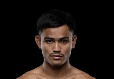 Saksri Superlek Muaythai
