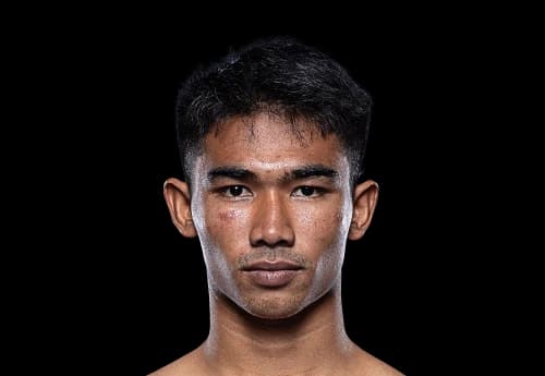 Rungruanglek TN Muaythai
