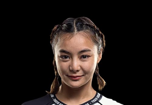 Rika Ishige